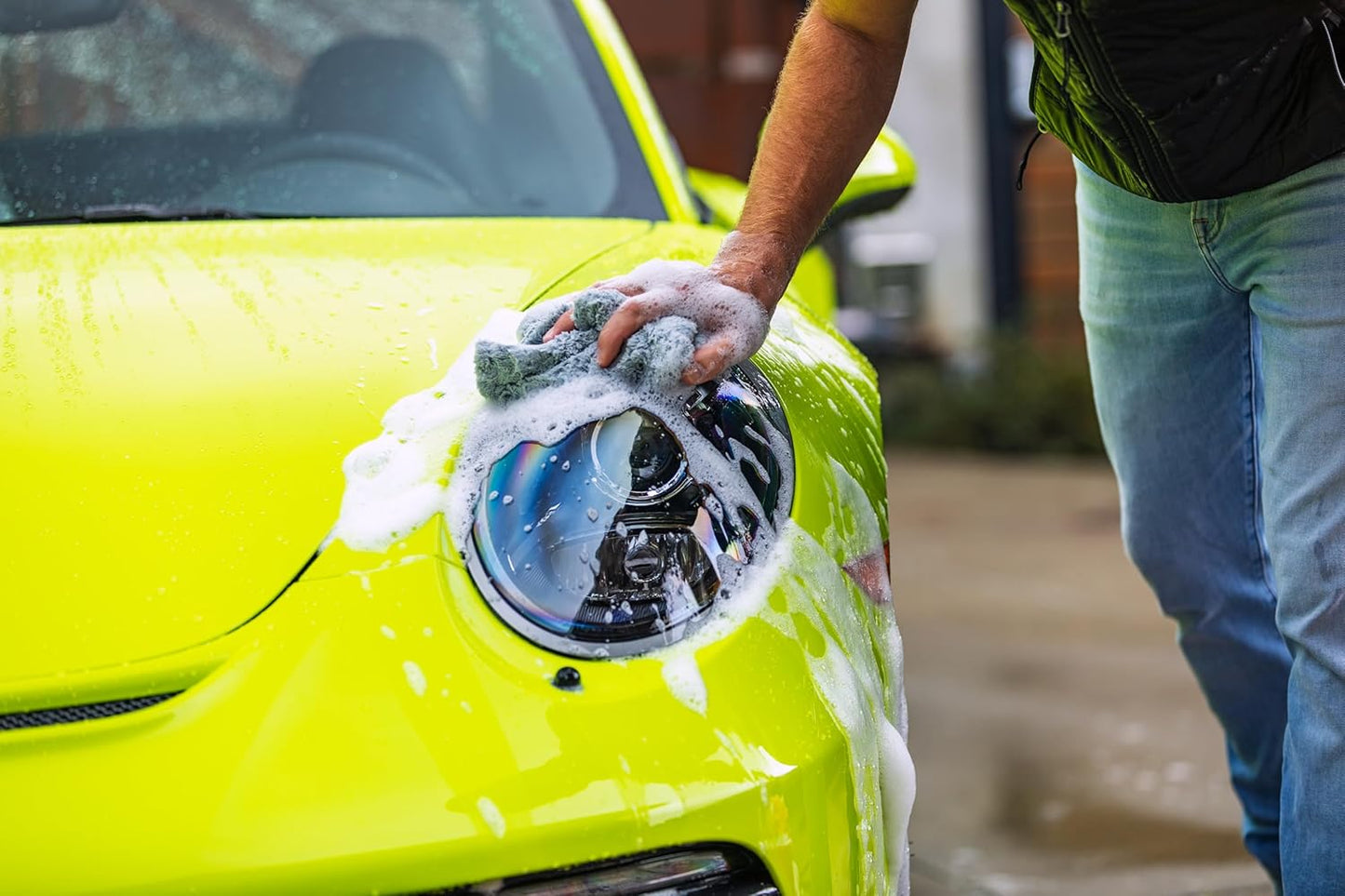 Griot's Garage Super-Concentrated Car Wash for Vehicle Washing and Cleaning, Foaming Liquid Soap, Won't Strip Waxes, Sealants or Ceramic Coatings, pH Balanced, 11103, One Gallon